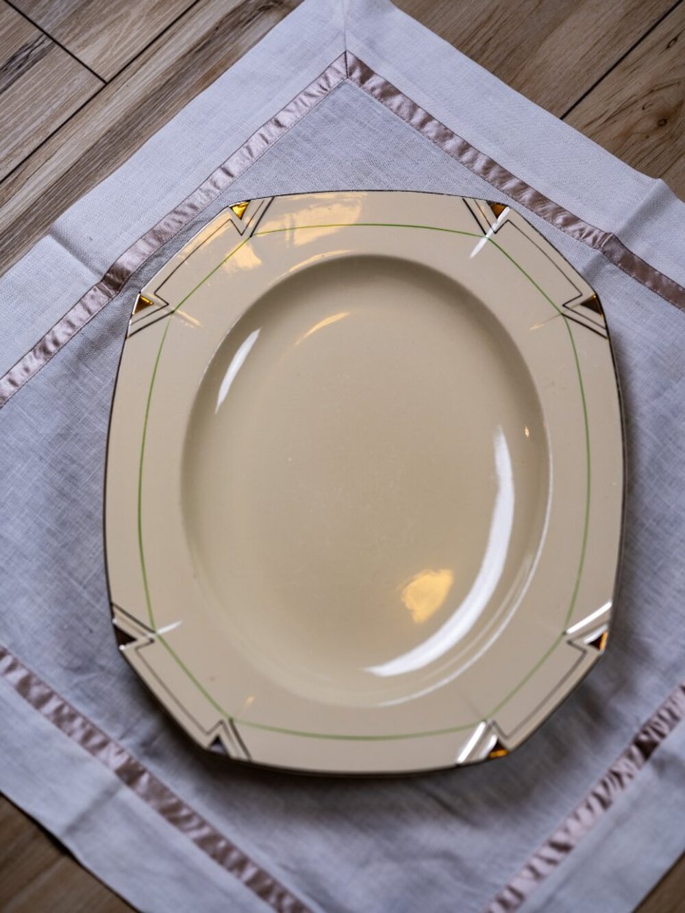 MCM Green & Silver Atomic Platter